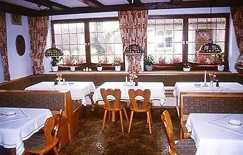 Gasthof Zum Schwan Guest House Steinsfeld