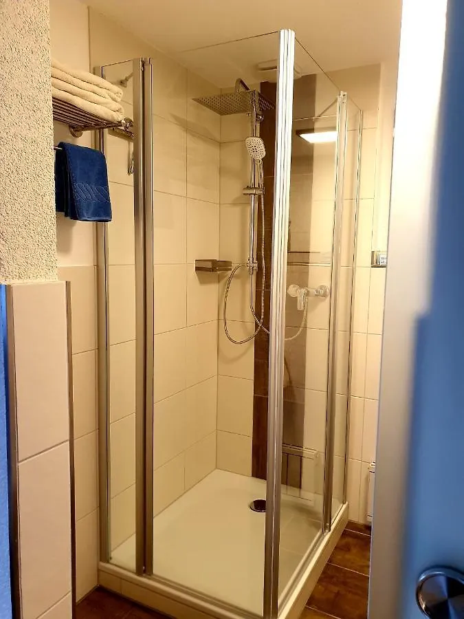 Gasthof Zum Schwan Guest House Steinsfeld 3*,